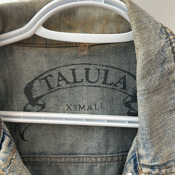 Aritzia, denim jacket with faux leather sleeves - Picture 2 of 4